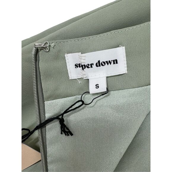 NWT Superdown Green Mini Skirt Size S Tie Waist Lined Minimalist - Picture 2 of 7
